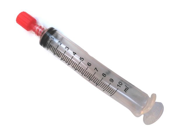 Gesteriliseerde injectiespuit 10ml inclusief naald - Afbeelding 3