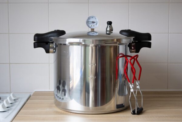 Pressure canner, Hogedrukpan - 15 psi 1bar (paddenstoelen kweek)